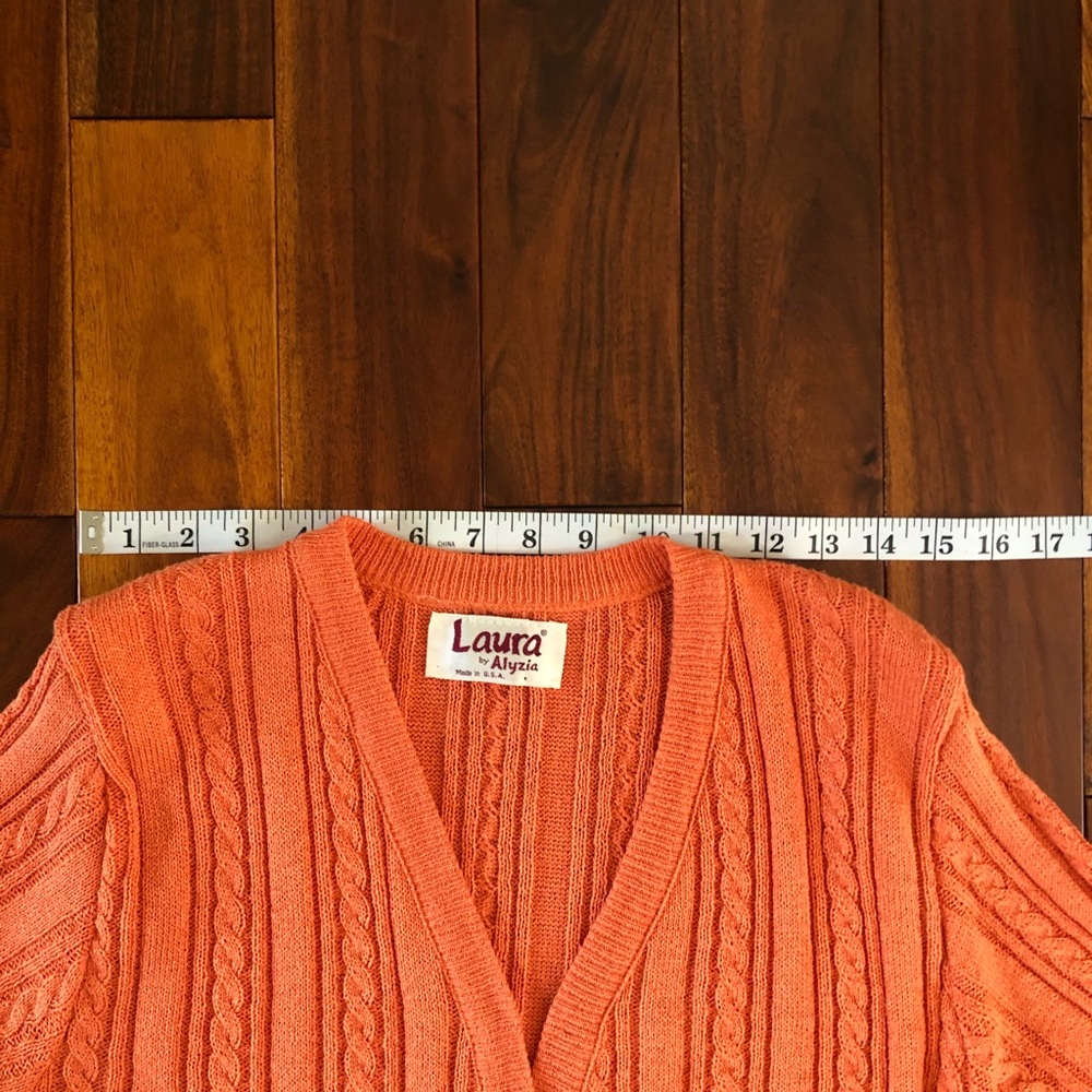 Vintage Women’s Sweater Laura by Alyzia Acrylic Peach Coral Orange Size 14 - Picture 4 of 6